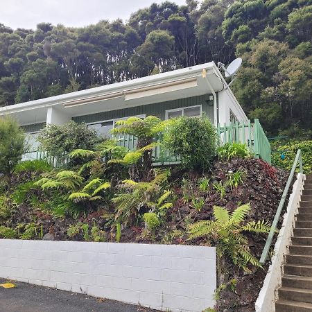 Appartamento He Pai Te Wairua By The Sea Paihia Esterno foto